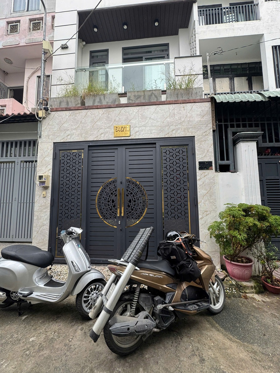 Dịch vụ sửa chữa cửa cuốn Quận 7